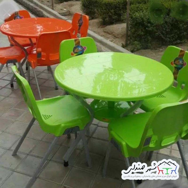 میز و صندلی تاشو پلاستیکی-01